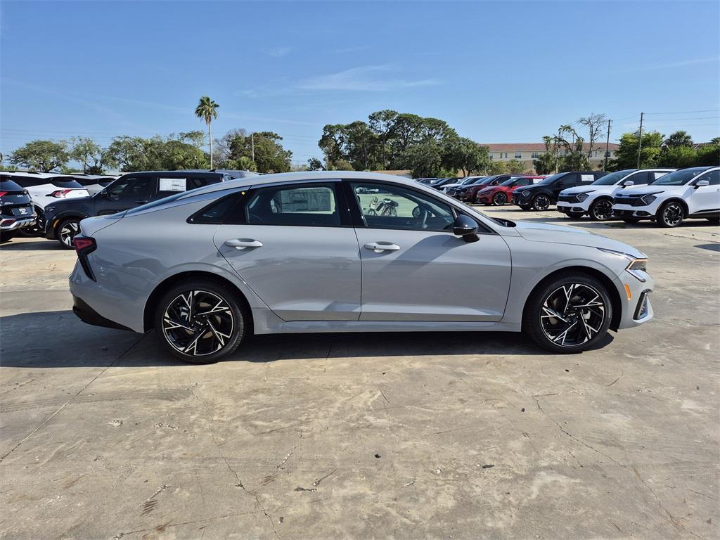 new 2025 Kia K5 car, priced at $29,145