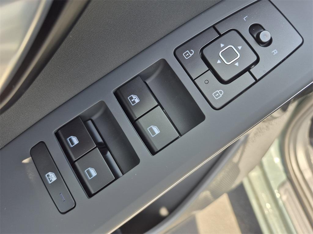 new 2025 Kia Niro car, priced at $30,955
