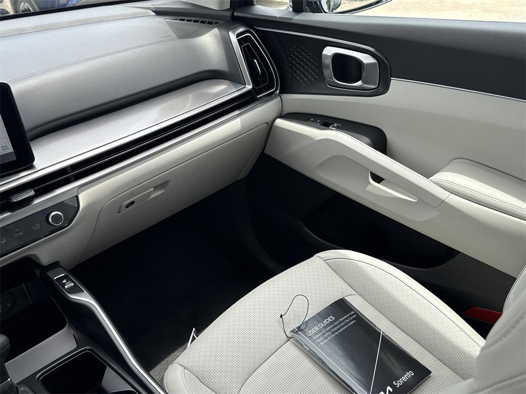 new 2025 Kia Sorento car, priced at $31,287