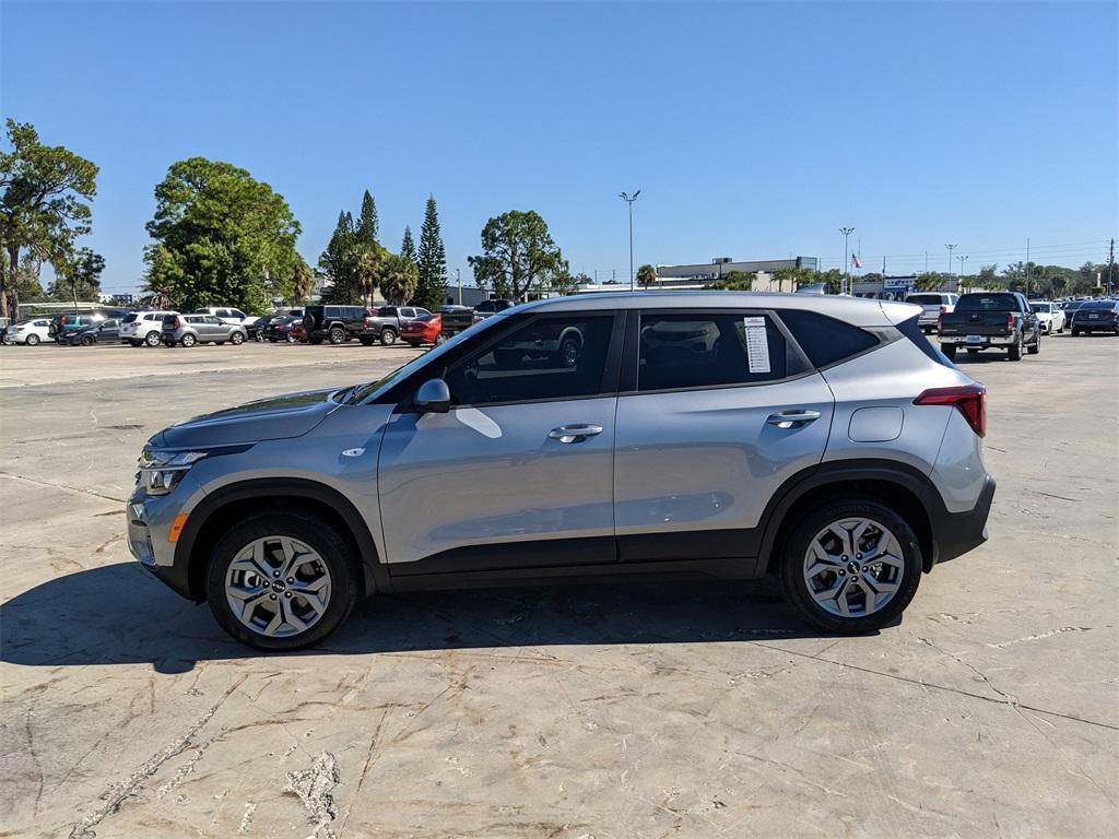 used 2025 Kia Seltos car, priced at $20,321