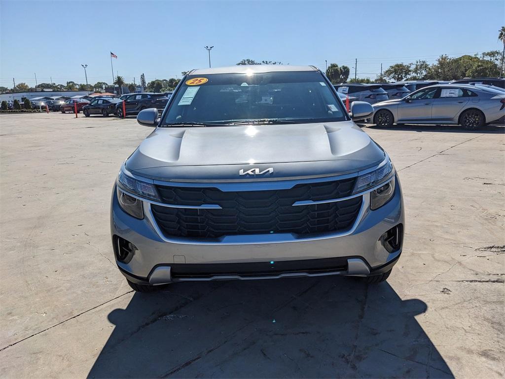 used 2025 Kia Seltos car, priced at $20,321