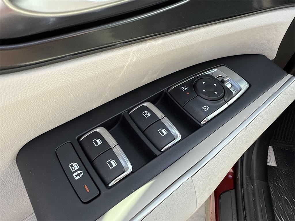 new 2025 Kia Sorento car, priced at $37,225