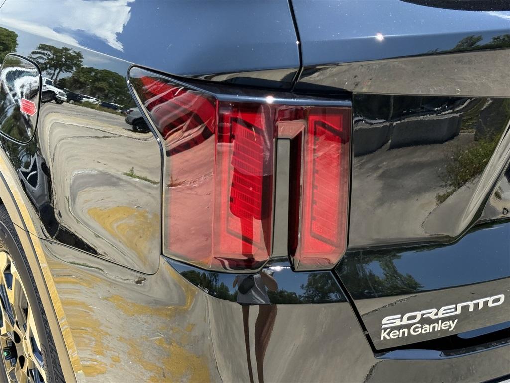 new 2025 Kia Sorento car, priced at $35,860