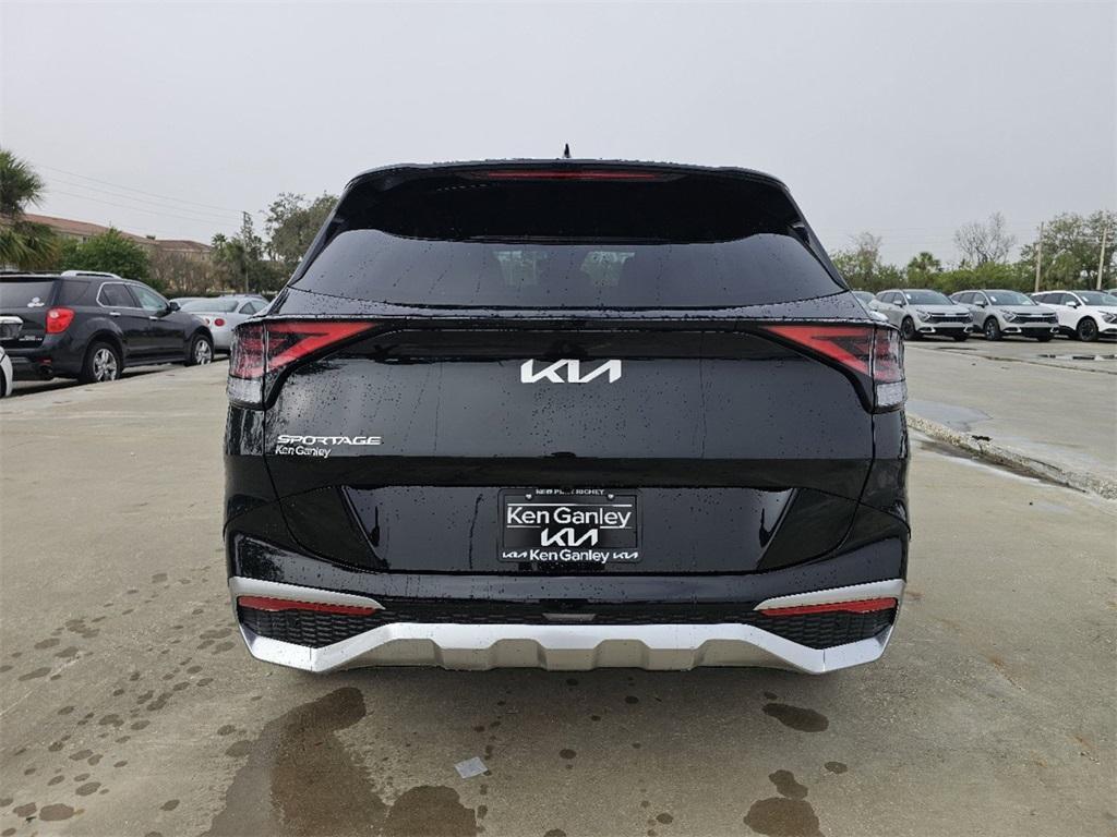 new 2025 Kia Sportage car, priced at $30,962