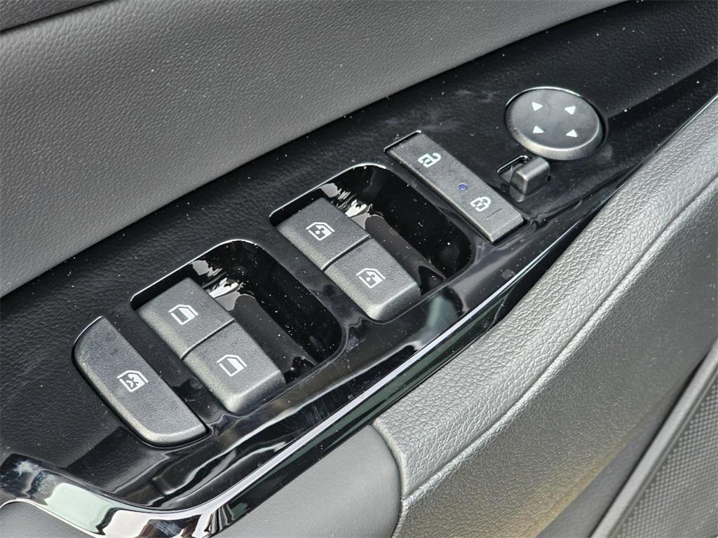 new 2025 Kia Sportage car, priced at $30,962