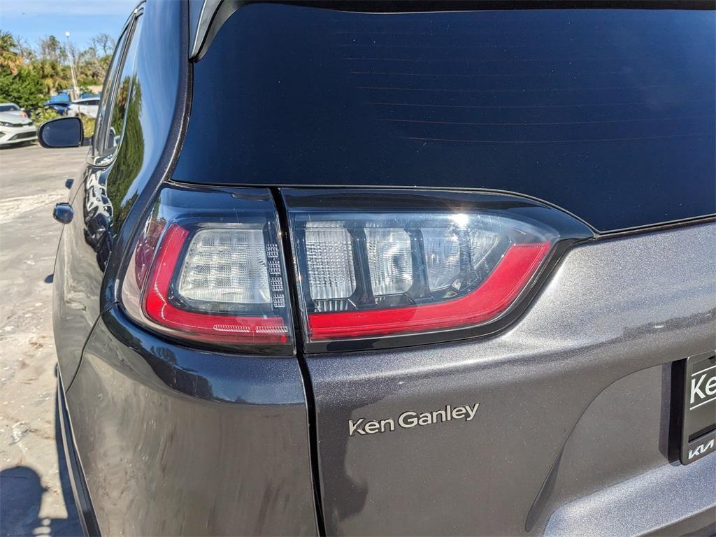 used 2020 Jeep Cherokee car, priced at $11,783