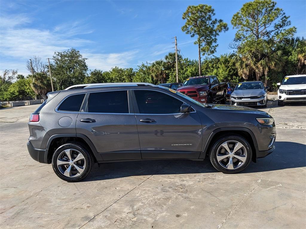 used 2020 Jeep Cherokee car, priced at $11,783