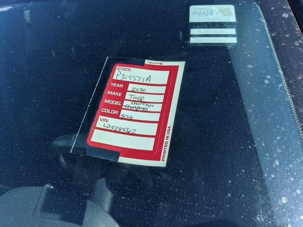 used 2020 Jeep Cherokee car, priced at $13,501