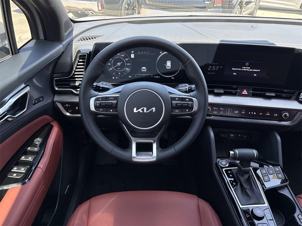 new 2025 Kia Sportage car, priced at $35,405