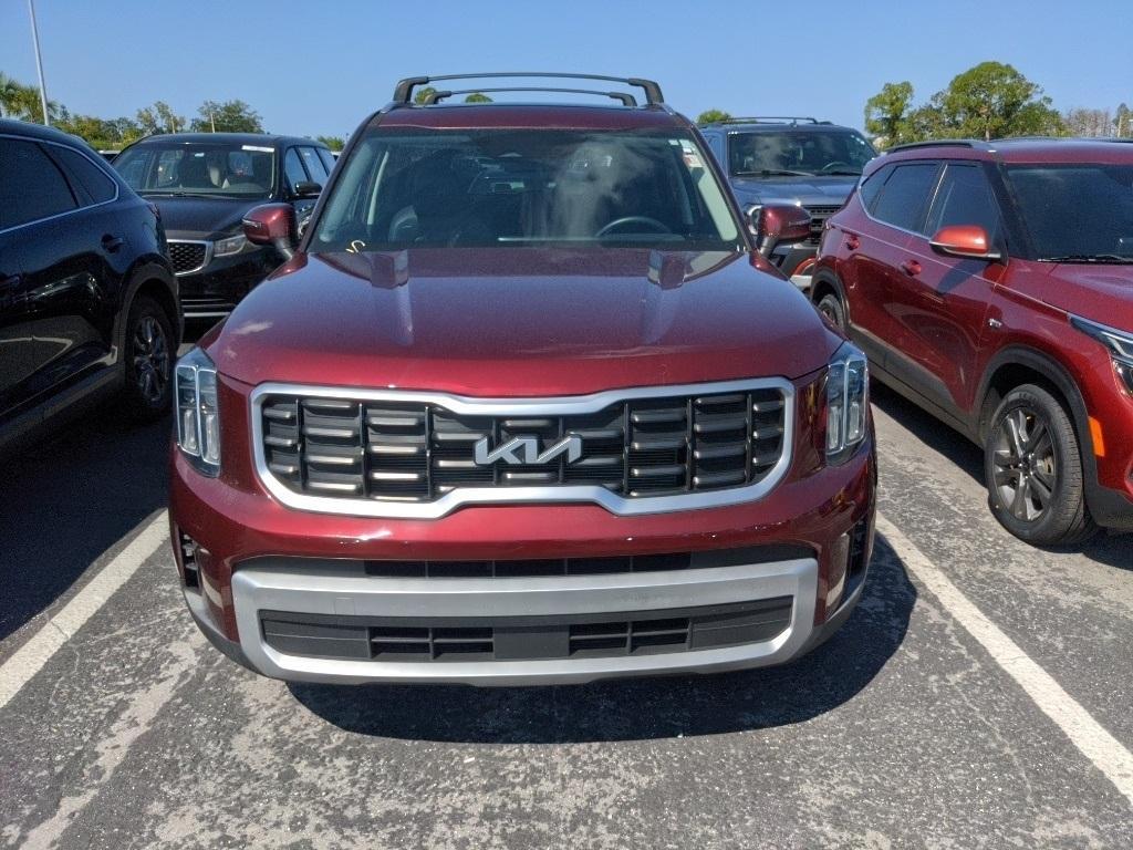 used 2024 Kia Telluride car, priced at $33,501