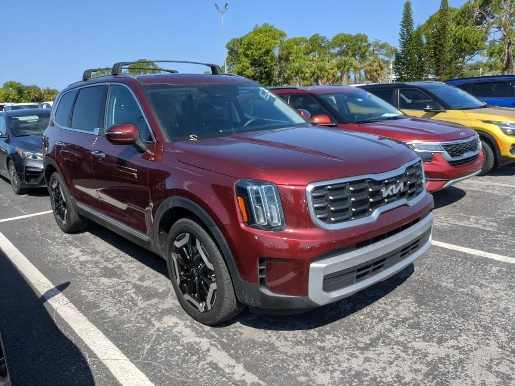 used 2024 Kia Telluride car, priced at $33,501
