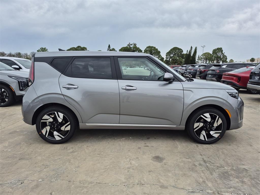 new 2025 Kia Soul car, priced at $25,360