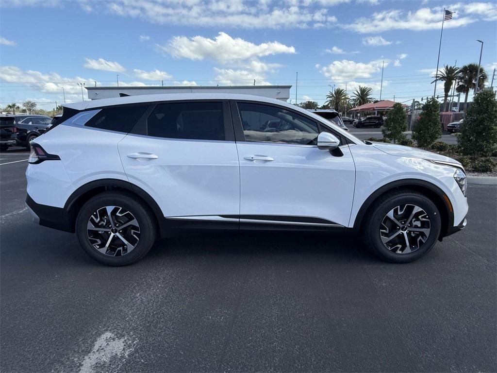 new 2025 Kia Sportage car, priced at $29,955
