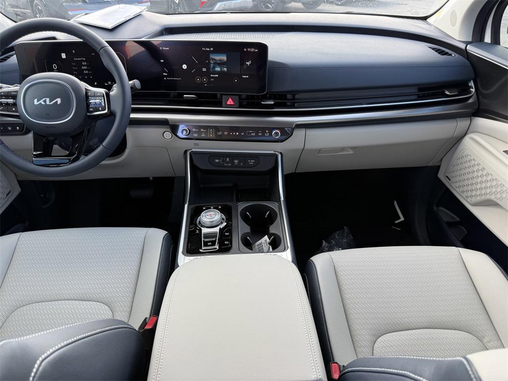 new 2026 Kia Carnival Hybrid car, priced at $54,365
