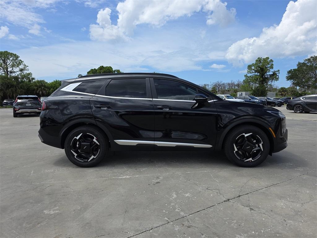 new 2026 Kia Sportage car, priced at $30,190