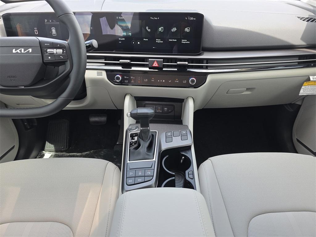 new 2026 Kia Sportage car, priced at $30,190