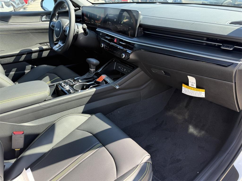 new 2026 Kia K5 car, priced at $34,595