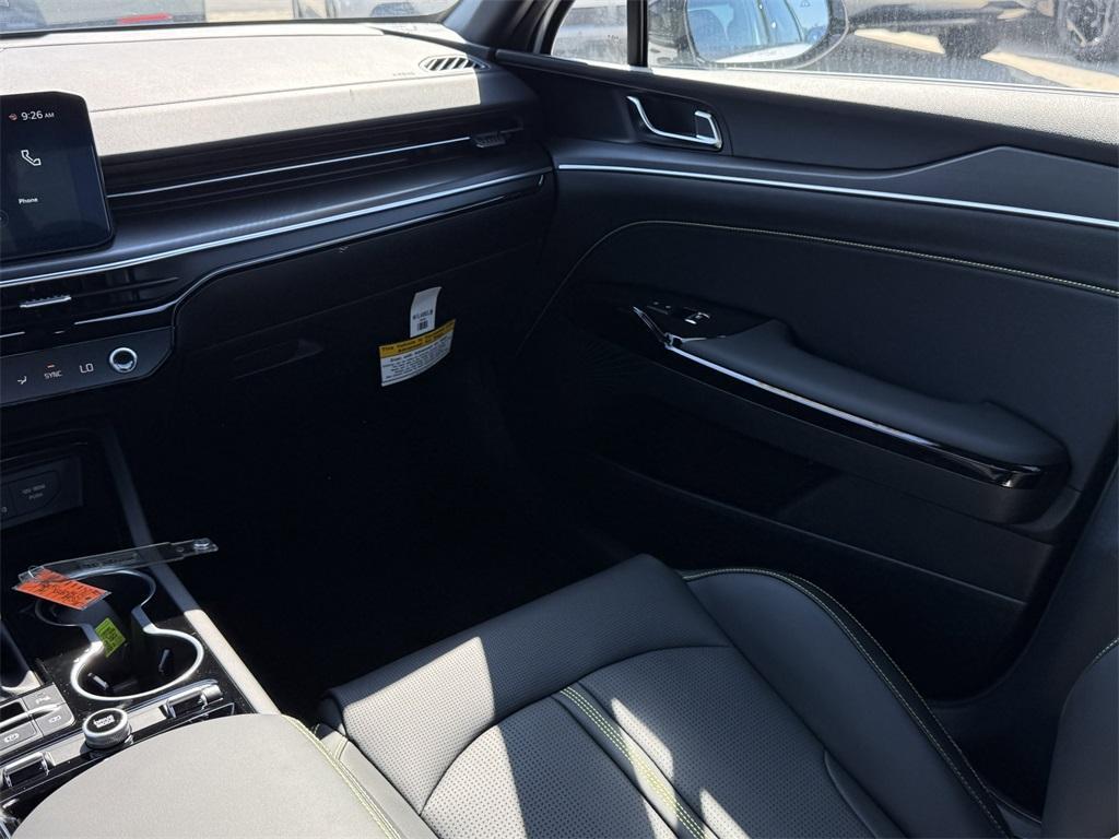 new 2026 Kia K5 car, priced at $34,595