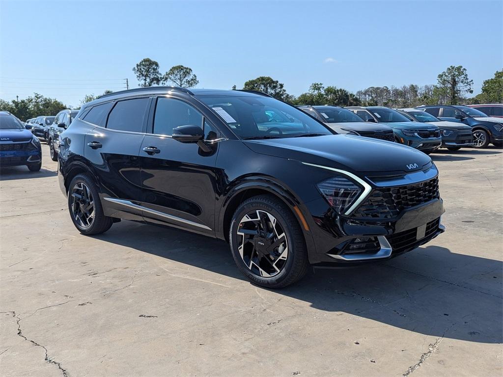 new 2025 Kia Sportage car, priced at $34,560