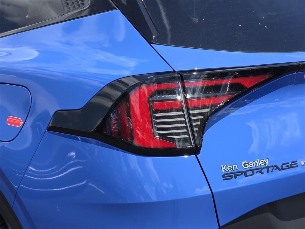 new 2026 Kia Sportage car, priced at $38,995
