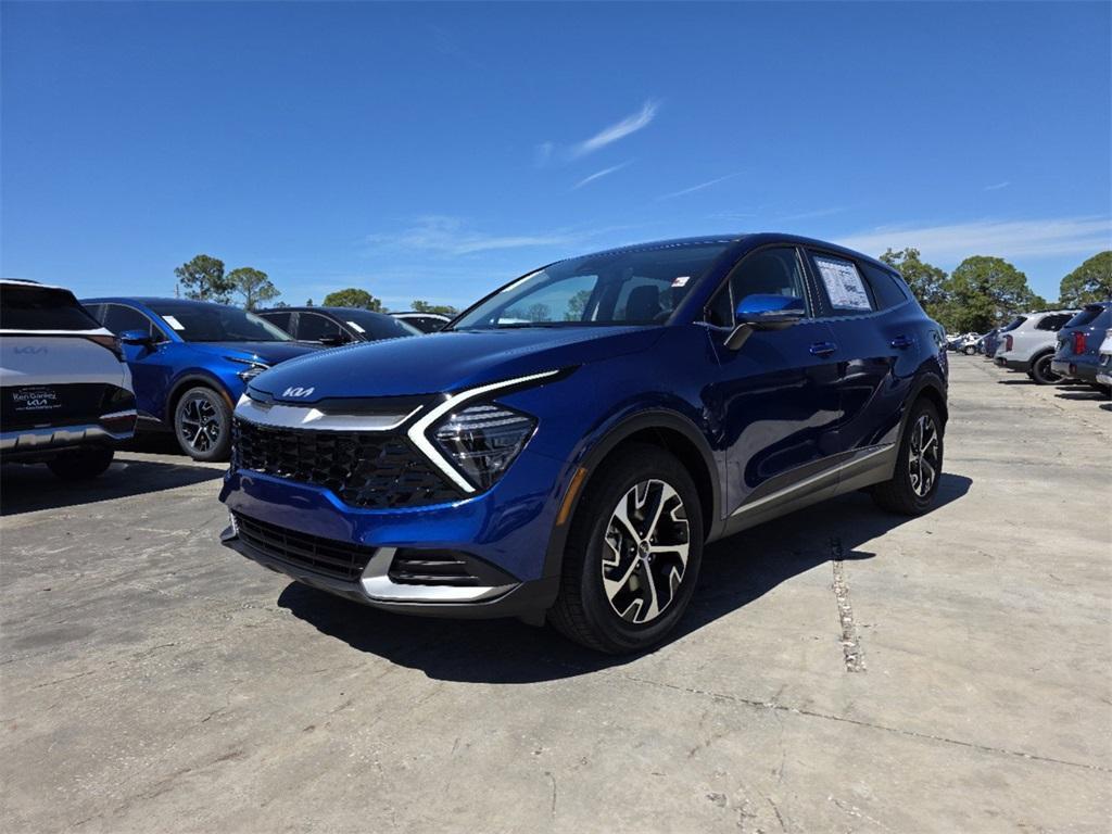 new 2025 Kia Sportage car, priced at $31,255