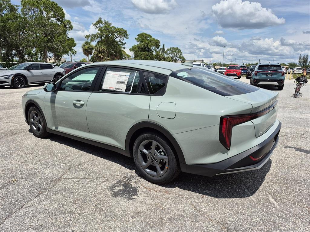 new 2025 Kia K4 car, priced at $20,803