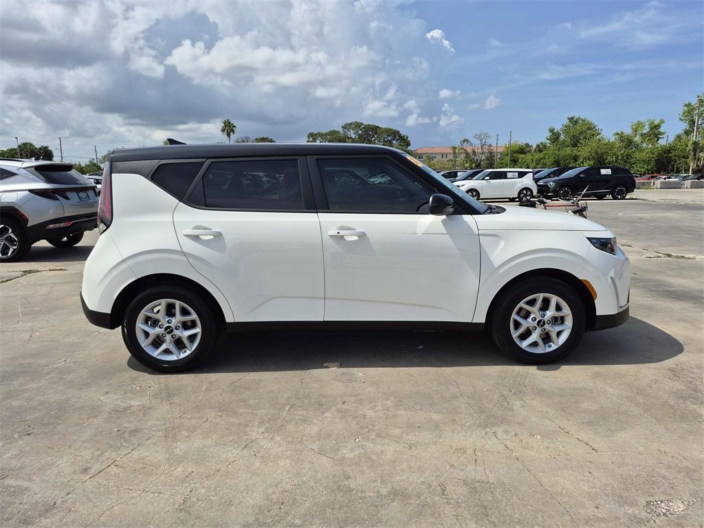 used 2025 Kia Soul car, priced at $21,192