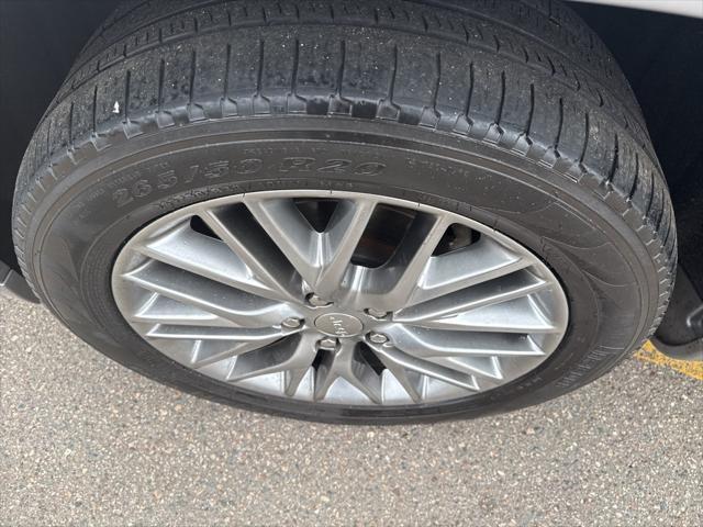used 2018 Jeep Grand Cherokee car, priced at $18,999