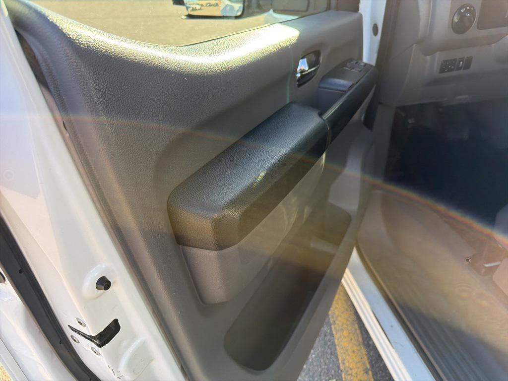 used 2015 Nissan NV Cargo NV3500 HD car, priced at $13,999