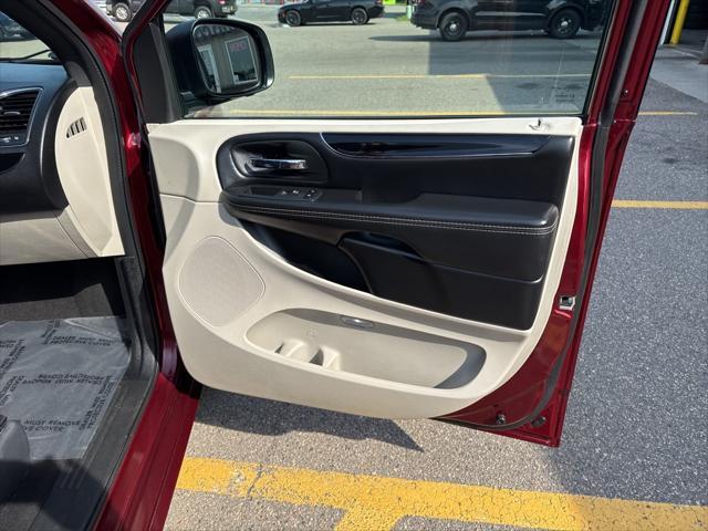 used 2020 Dodge Grand Caravan car, priced at $11,999