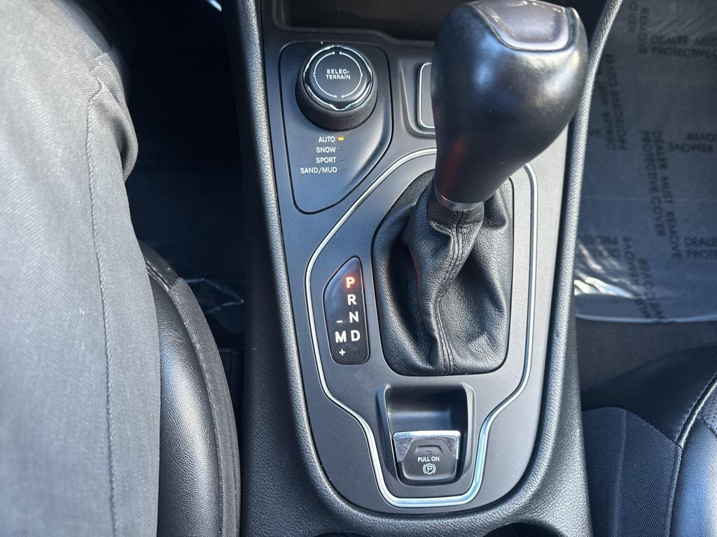 used 2022 Jeep Cherokee car, priced at $20,497