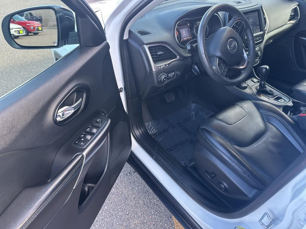 used 2022 Jeep Cherokee car, priced at $20,497