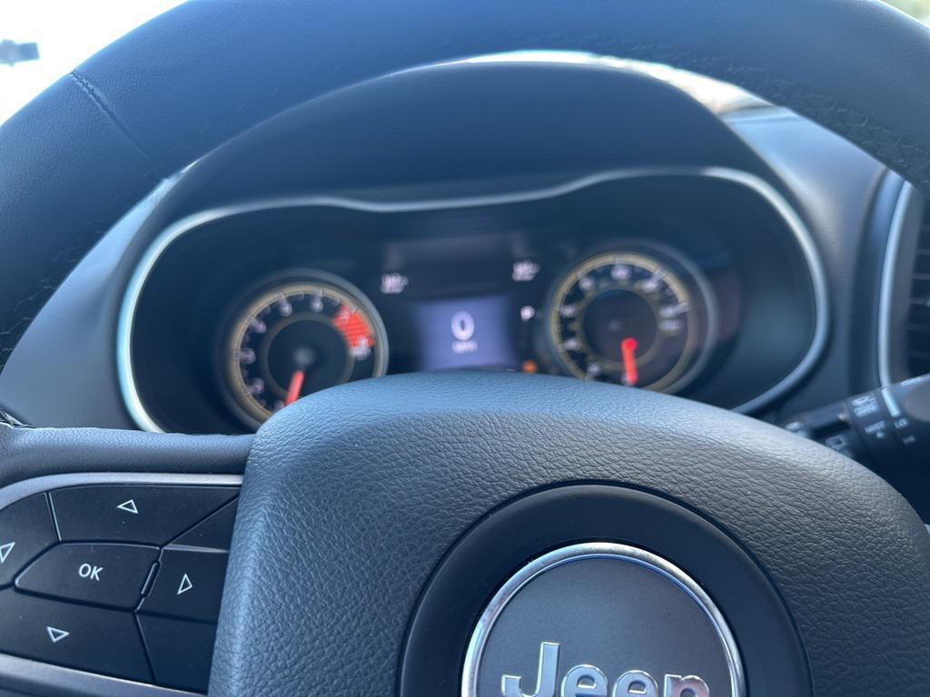 used 2022 Jeep Cherokee car, priced at $20,497