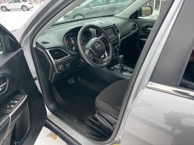 used 2019 Jeep Cherokee car, priced at $15,999