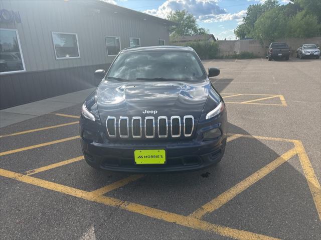 used 2015 Jeep Cherokee car, priced at $10,999