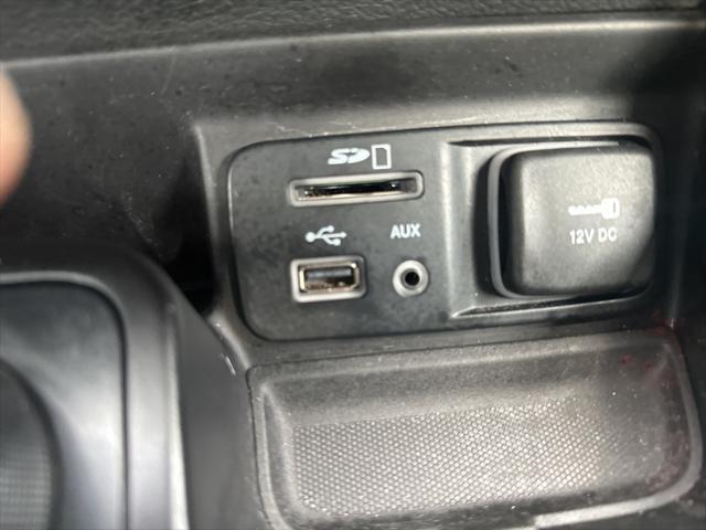 used 2015 Jeep Cherokee car, priced at $10,999