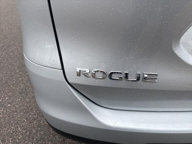used 2016 Nissan Rogue car, priced at $13,999