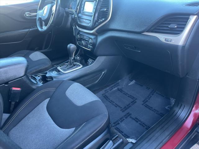 used 2015 Jeep Cherokee car, priced at $10,999