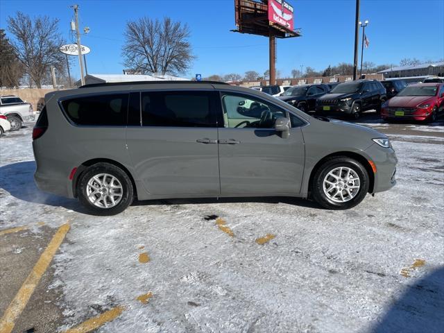 used 2022 Chrysler Pacifica car, priced at $18,999