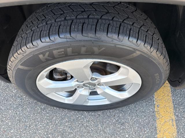 used 2018 Jeep Compass car, priced at $11,999