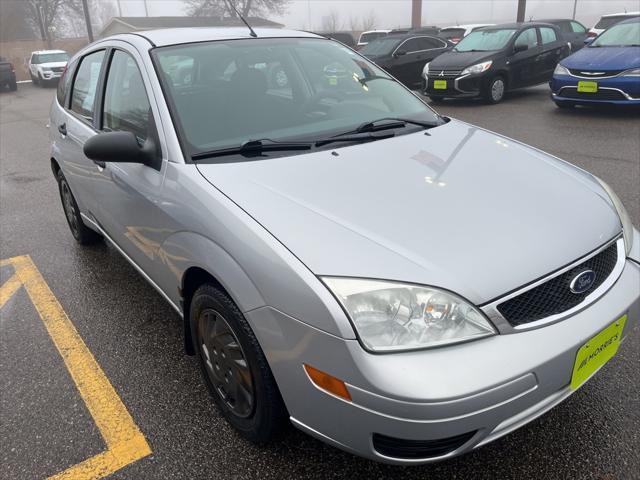 used 2007 Ford Focus car, priced at $2,998