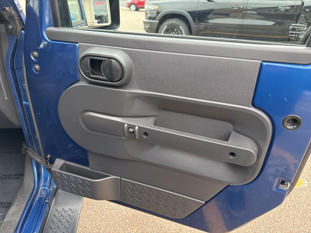 used 2010 Jeep Wrangler Unlimited car, priced at $11,999