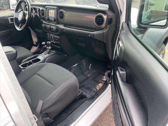 used 2020 Jeep Gladiator car, priced at $26,999