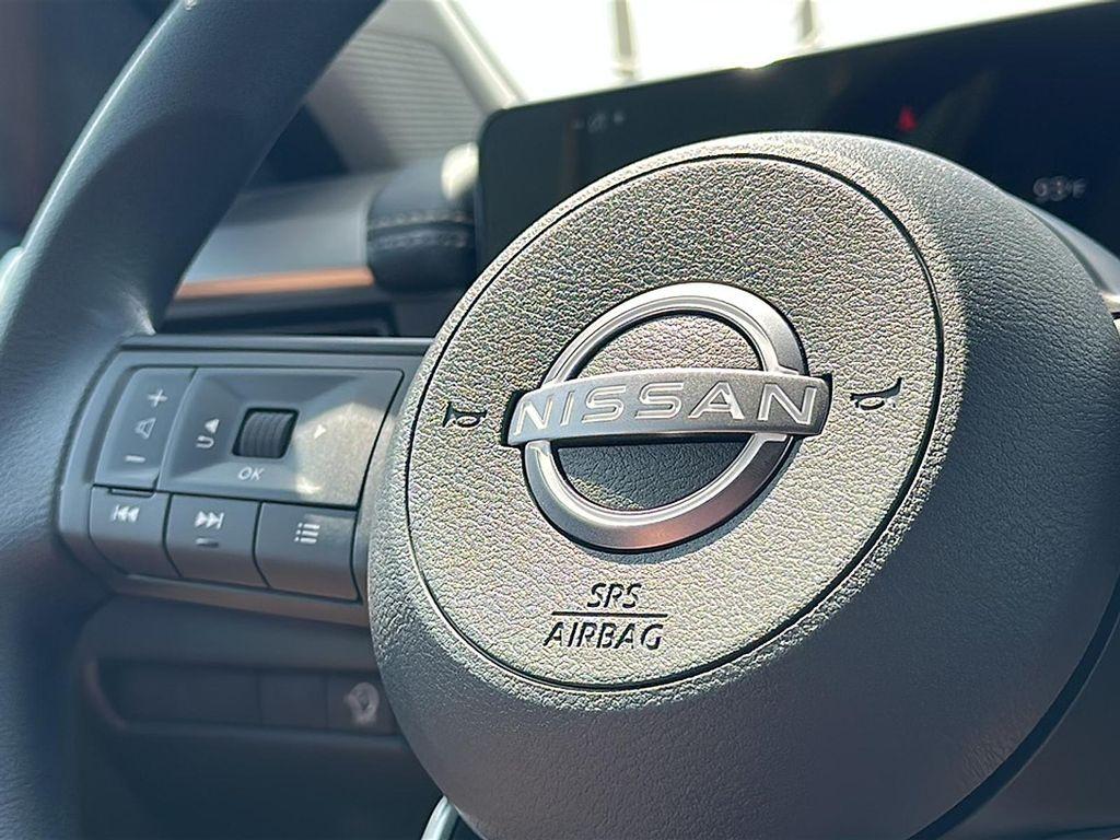 new 2025 Nissan Kicks car, priced at $24,512