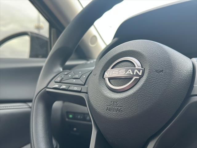 new 2025 Nissan Sentra car, priced at $22,122