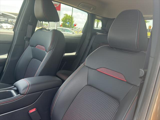 new 2025 Nissan Kicks car, priced at $27,372