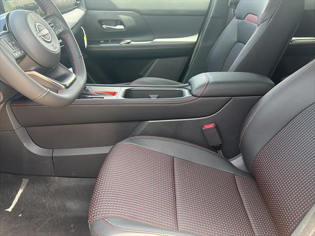 new 2025 Nissan Kicks car, priced at $27,372