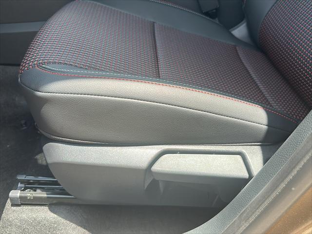 new 2025 Nissan Kicks car, priced at $27,372