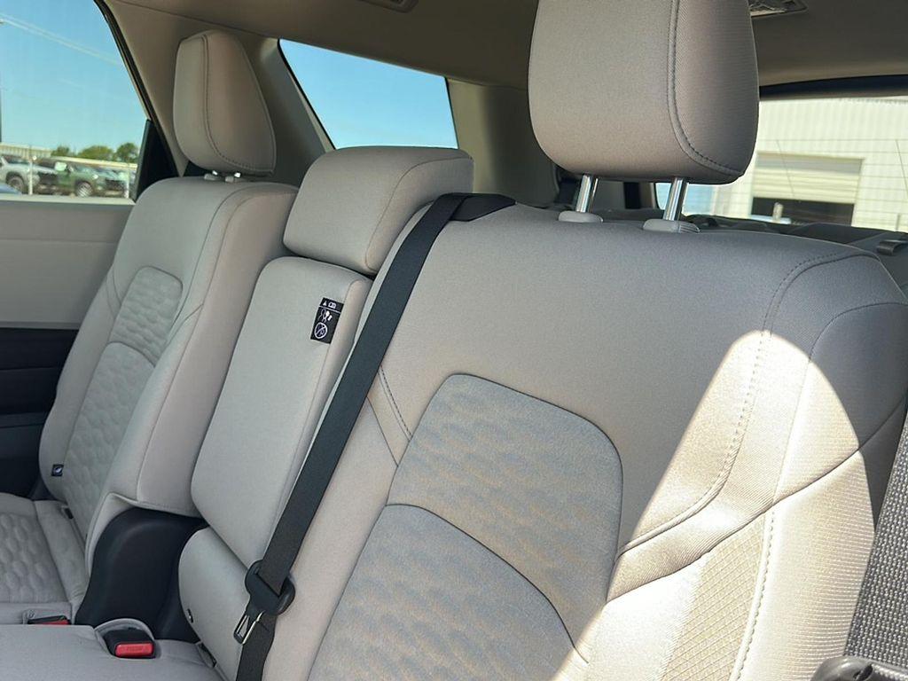 new 2025 Nissan Pathfinder car, priced at $39,026