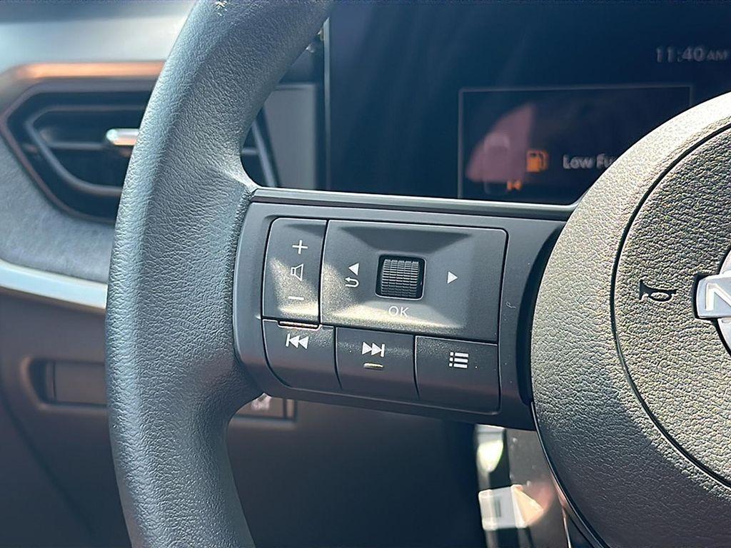 new 2025 Nissan Kicks car, priced at $24,788